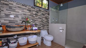 Classic Villa, Mountain View | Bilik Mandi | Pancuran mandi, kelengkapan dandanan diri percuma, sabun, syampu