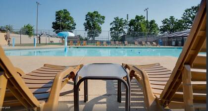 Sanders Escape~Walk-In~PetFriendly~Pools~Resort