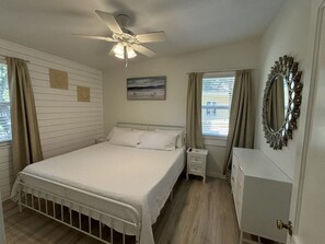 Room - Two Unit Duplex-2m Beach Walk (Hilton Head Island)
