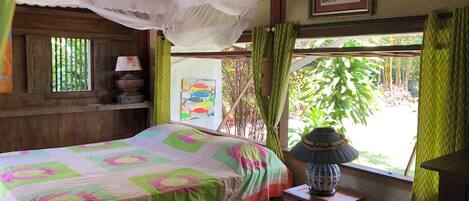 1 chambre, fer et planche à repasser, lit parapluie, Wi-Fi