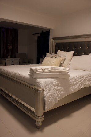 Executive Room | Blackout drapes, free WiFi, bed sheets - Onyx luxury rd   (La Romana)