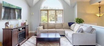 10 minutes from providence centrally located


