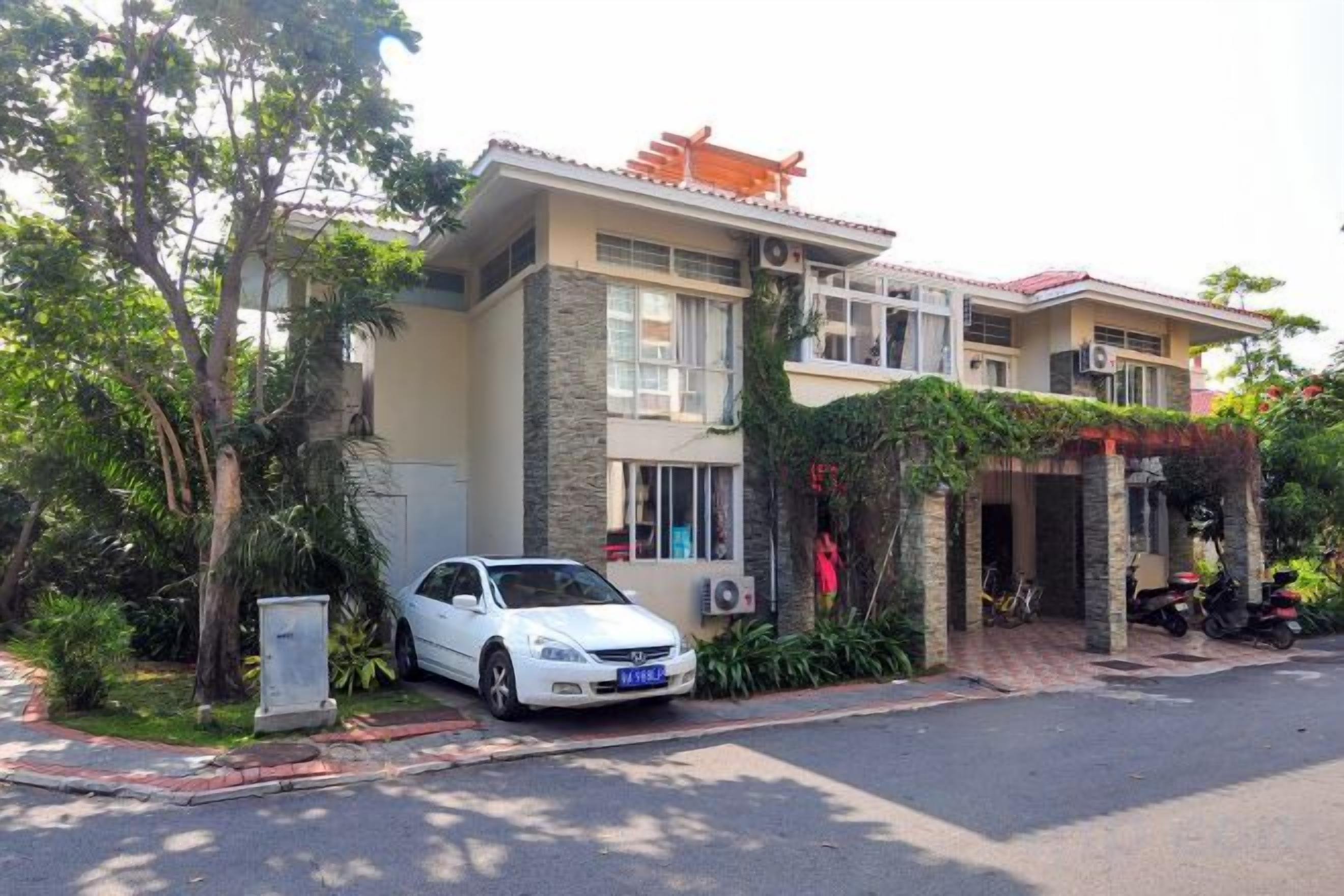 Ngoại thất