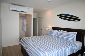 2 slaapkamers, een bureau, een strijkplank/strijkijzer, gratis wifi