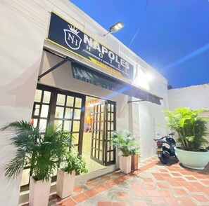 Exterior - HOTEL NAPOLES (Valledupar)