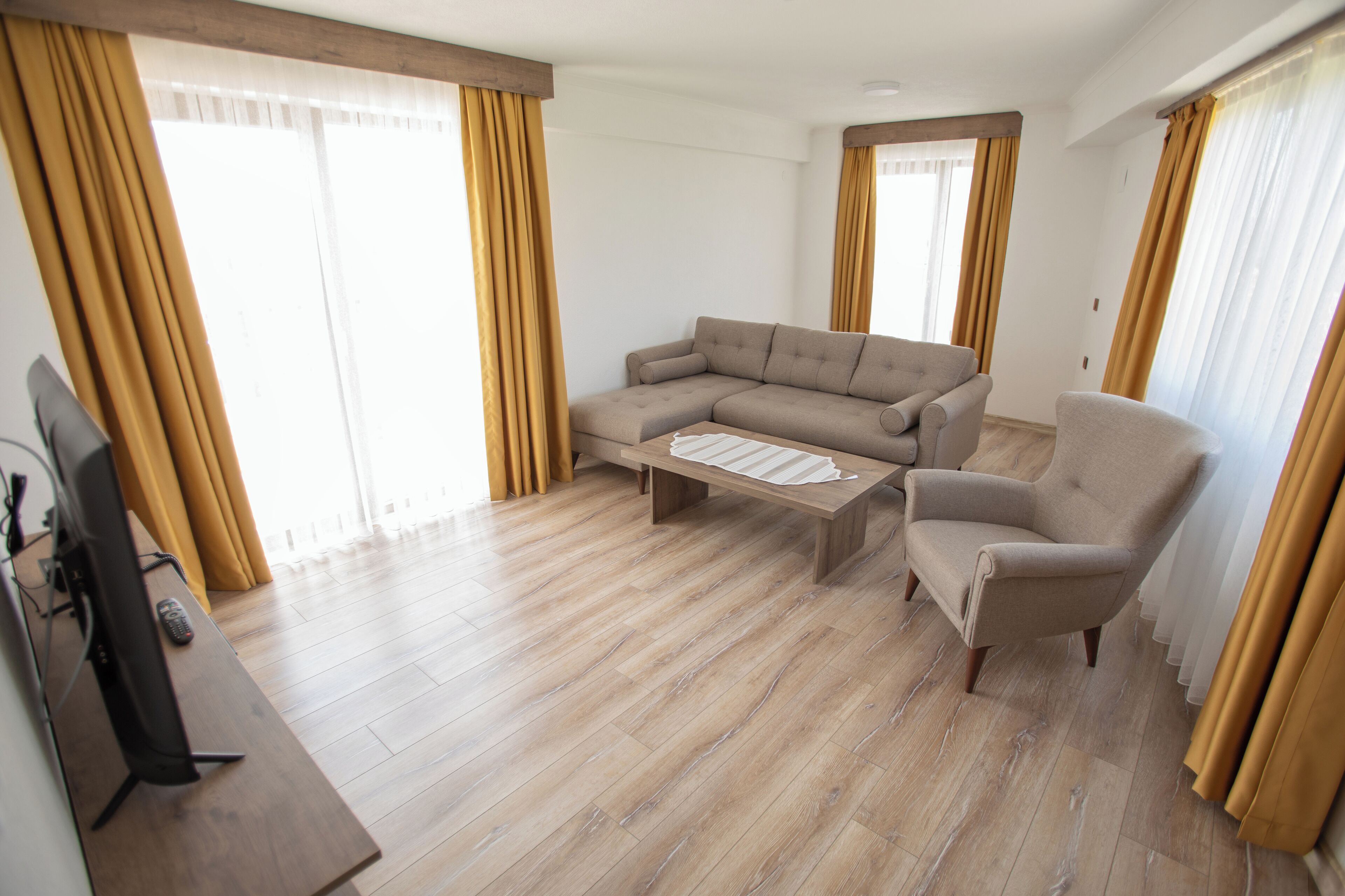 Luxury Suite | Living area