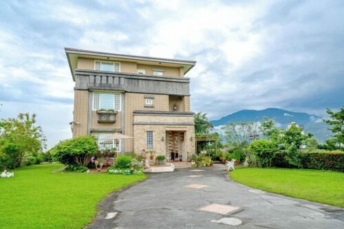 Evergreen Garden House