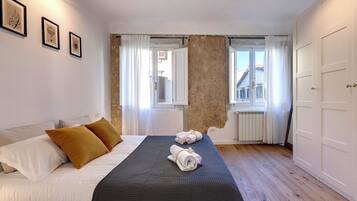 Apartamento | 1 quarto, espaço de trabalho para notebook