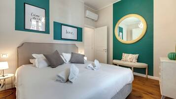 2 chambres, espace de travail pour ordinateur portable