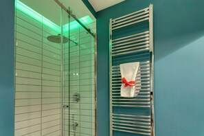 Apartment | Badezimmer | Dusche, Haartrockner, Bidet, Handtücher