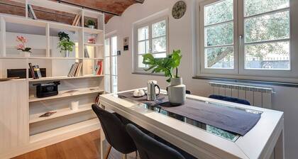 Mamo Florence - Bonnie - Clyde - Marvin Apartments