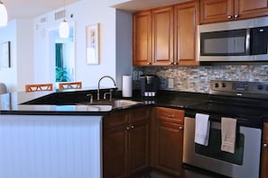 Fridge, microwave, oven, dishwasher - Spacious Luxury ~ Ocean View ~ 2B/2B ~ Sleeps 8 (Myrtle Beach)