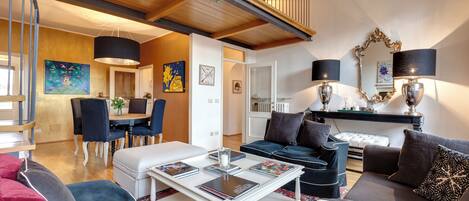 Lejlighed | Opholdsområde | 23-tommers fladskærms-tv med digitale kanaler