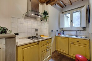 Leilighet | Eget tekjøkken | Kjøleskap, mikrobølgeovn, kokeplater og oppvaskmaskin