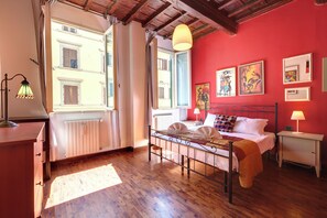 Apartment | 1 bedroom, laptop workspace, iron/ironing board, free WiFi