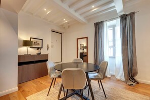 Apartment | Living area