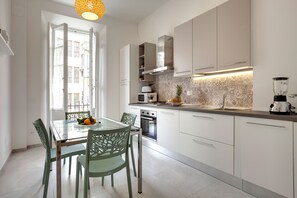 Apartment | Dining room