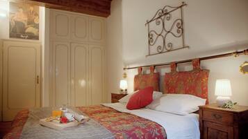 Apartment | 1 Schlafzimmer, laptopgeeigneter Arbeitsplatz, BĂŒgeleisen/BĂŒgelbrett