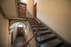 Nội thất lối vào