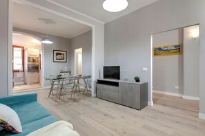 Apartment | Living area