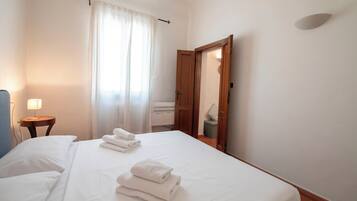 Departamento | 1 habitación y espacio para trabajar con laptop