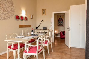 Dining room - Mamo Florence - Station Family Apartment (Florence)