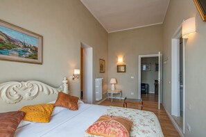Appartement | 4 chambres, espace de travail pour ordinateurs portables