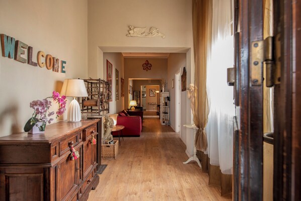 Interior - Mamo Florence - Station Family Apartment (Florence)