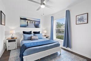 4 bedrooms, desk, iron/ironing board, WiFi