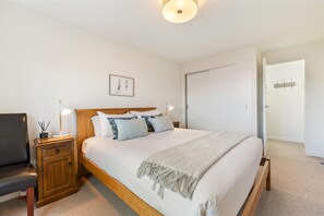 1 chambre, fer et planche à repasser, Wi-Fi gratuit, draps fournis