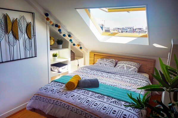 1 chambre, fer et planche à repasser, accès à Internet, literie fournie