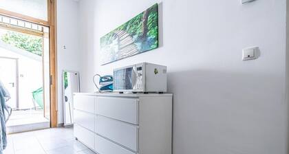 Chic Cozy Studio, 15 min to City Center