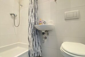 Hair dryer, towels
