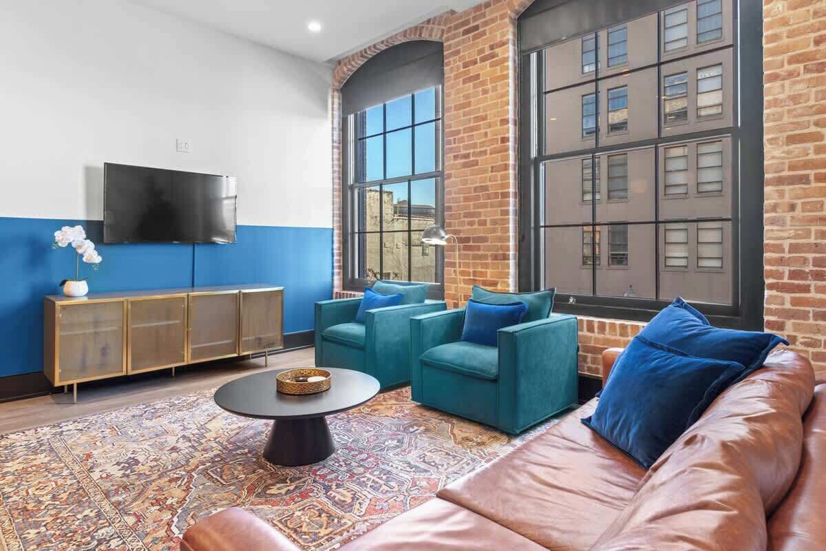 Smart TV, offices