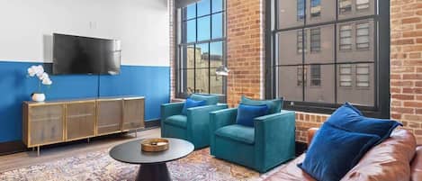 Smart TV, offices