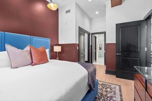 2 habitaciones, tabla de planchar con plancha y wifi gratis 
