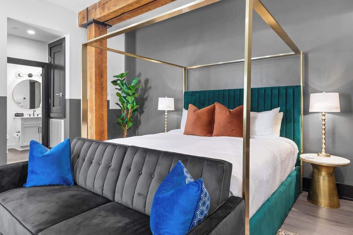 1 bedroom, iron/ironing board, free WiFi, bed sheets