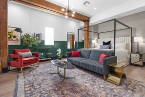 1 chambre, fer et planche à repasser, accès au Wi-Fi (inclus)