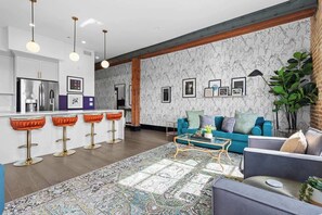 Smart TV, offices
