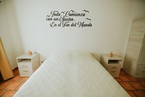 1 bedroom, iron/ironing board, WiFi, bed sheets - Nice central and comfortable apartment (Ushuaia)