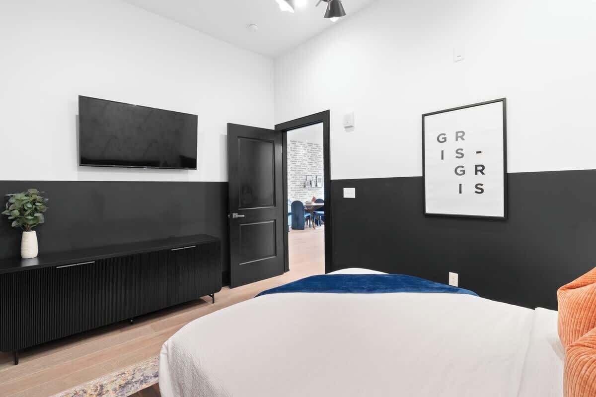 4 habitaciones, tabla de planchar con plancha y wifi gratis 
