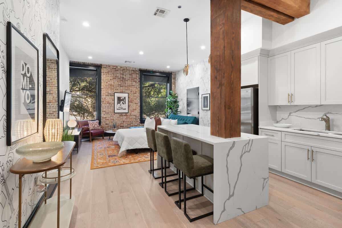 4 bedrooms, iron/ironing board, travel cot, free WiFi