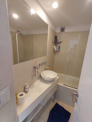 Assecador de cabells i tovalloles 