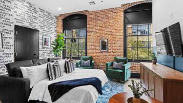 4 habitaciones, tabla de planchar con plancha y wifi gratis