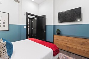 4 habitaciones, tabla de planchar con plancha y wifi gratis 