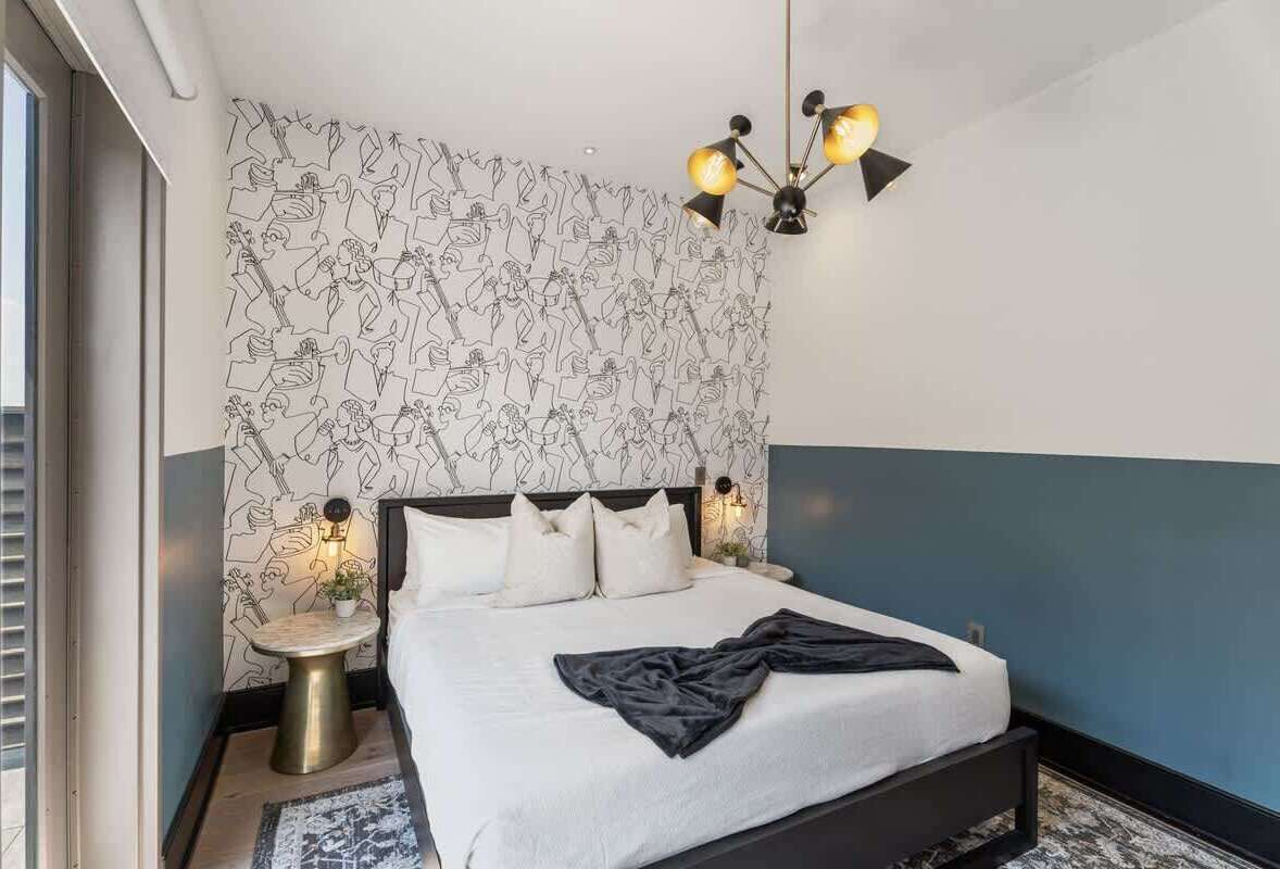 2 bedrooms, iron/ironing board, free WiFi, bed sheets