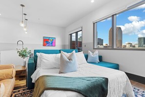 2 makuuhuonetta, silitysrauta/-lauta, vauvan matkasänky, ilmainen Wi-Fi