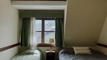 2 habitaciones y ropa de cama