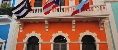 Overnatningsstedets facade