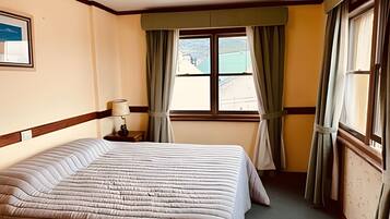 2 habitaciones y ropa de cama